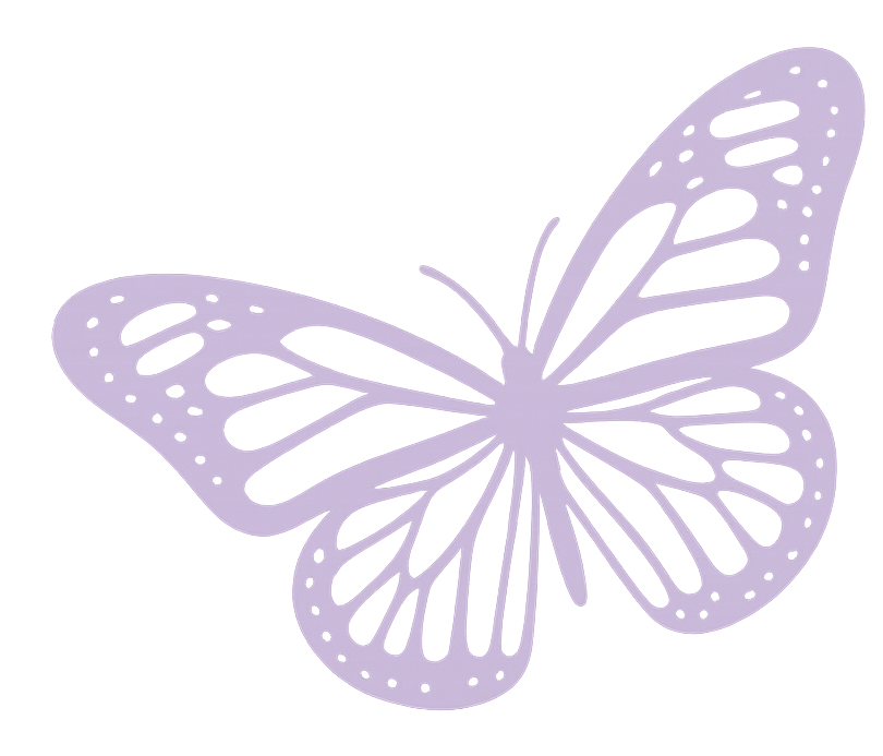 Mariposa lavanda con patrones de alas detallados.