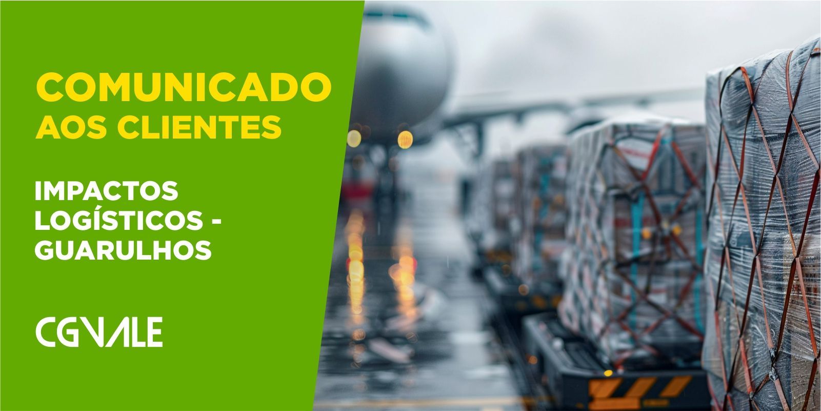 Uma faixa verde com a imagem de um avião e um monte de caixas.