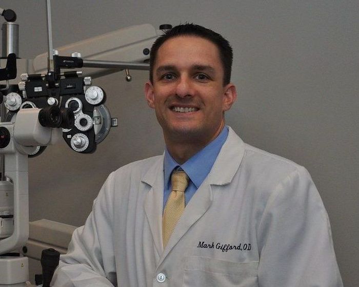 Eye doctor Mark Gifford