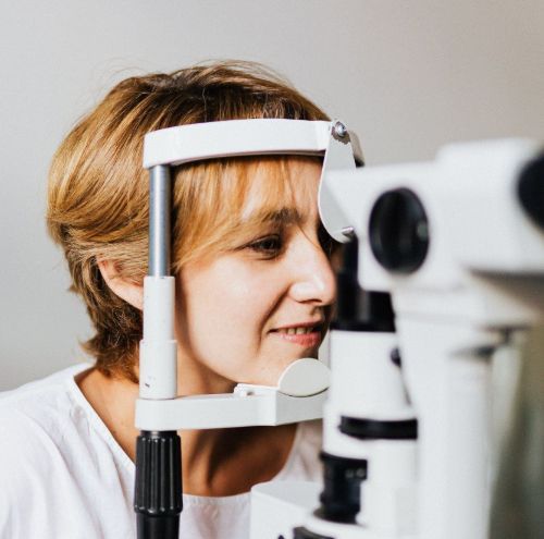 Eye exam equipment with patient