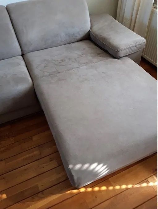 Bankstel reinigen VOOR the couch cleaner