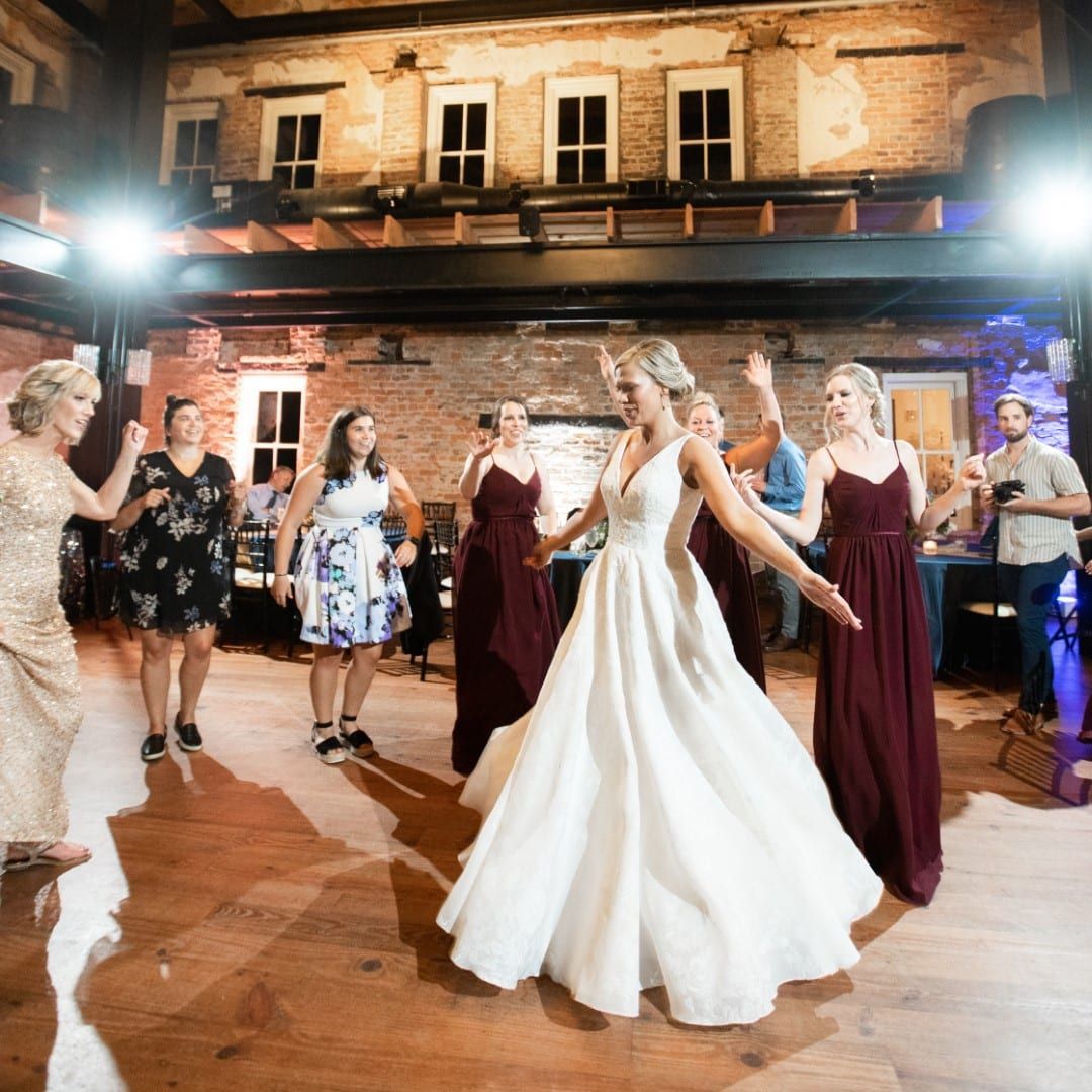 Bride, Metro-Atlanta, Acworth, GA, The Cowan Historic Mill 