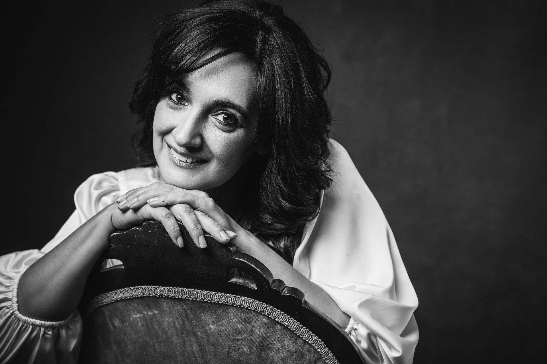 woman smiling during portrait session