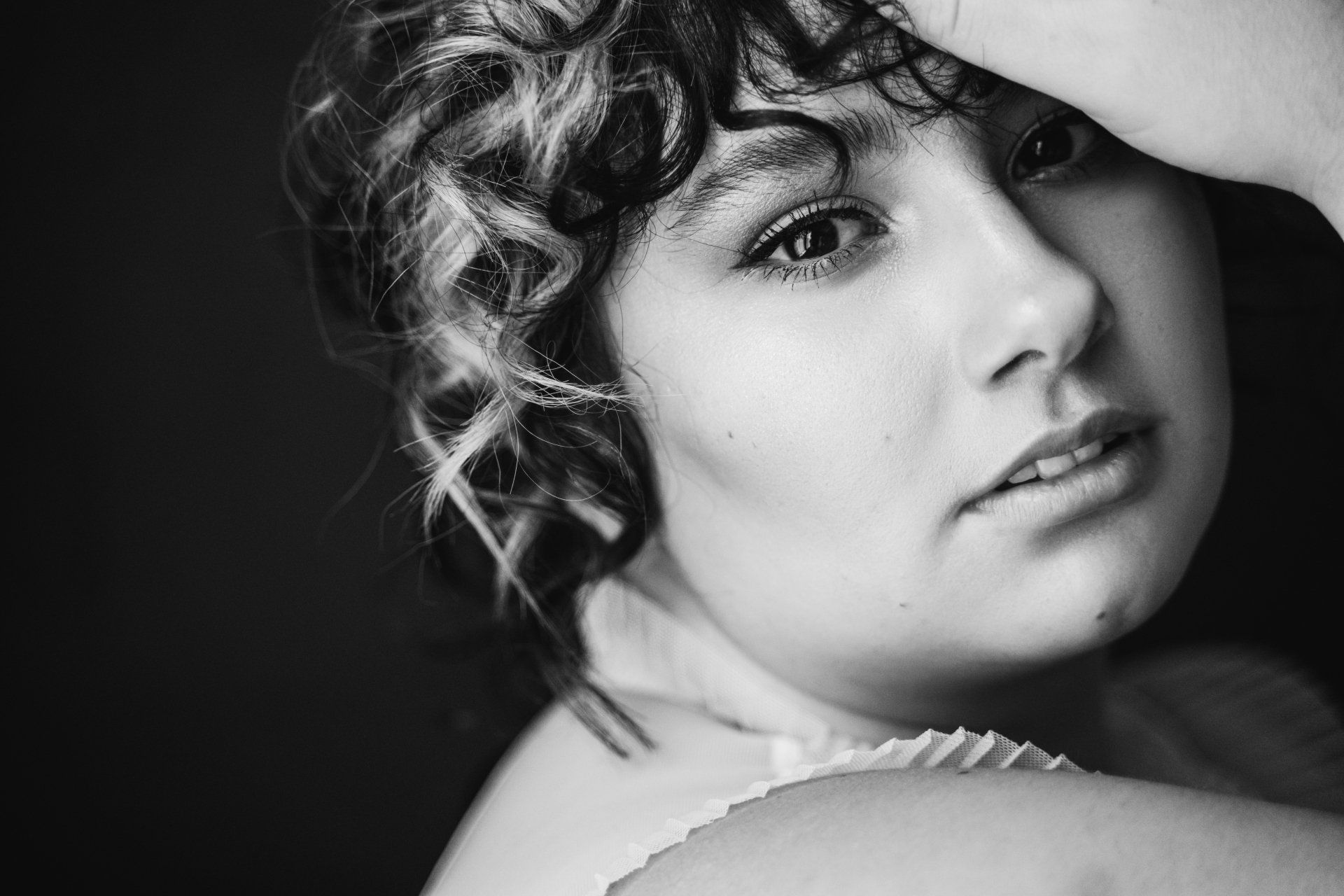 plus size woman looking at the camera
