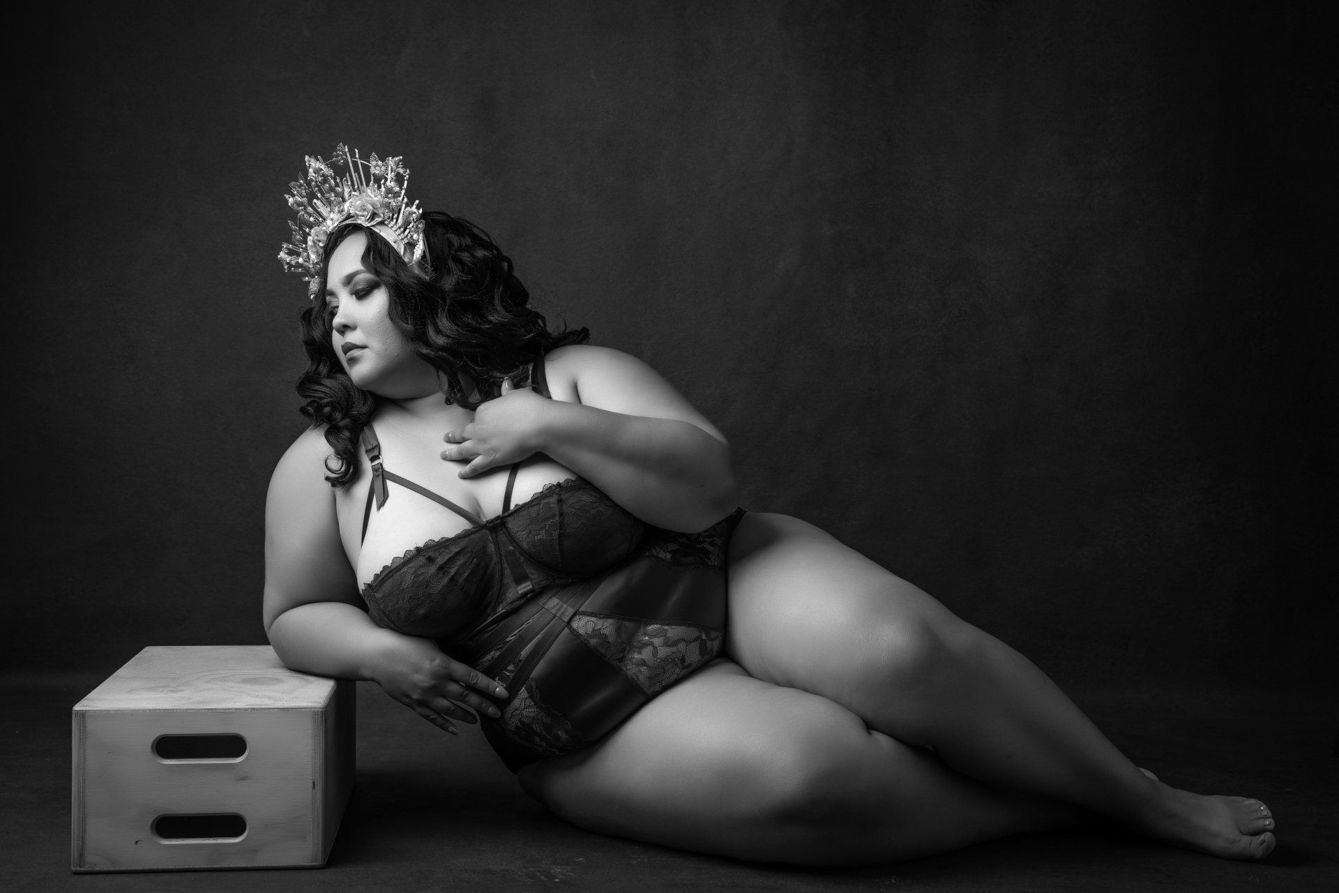 plus size boudoir