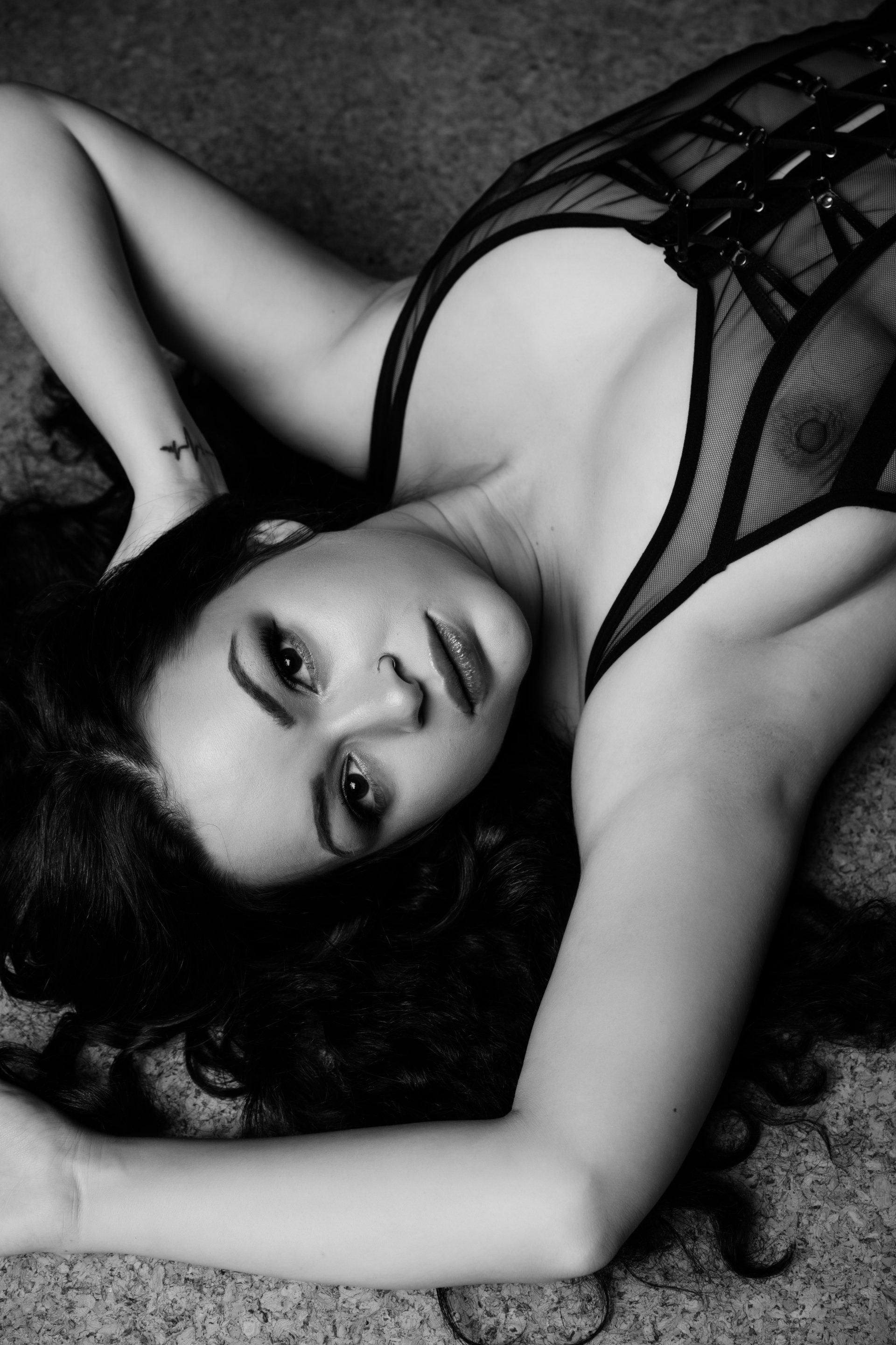 boudoir black and white