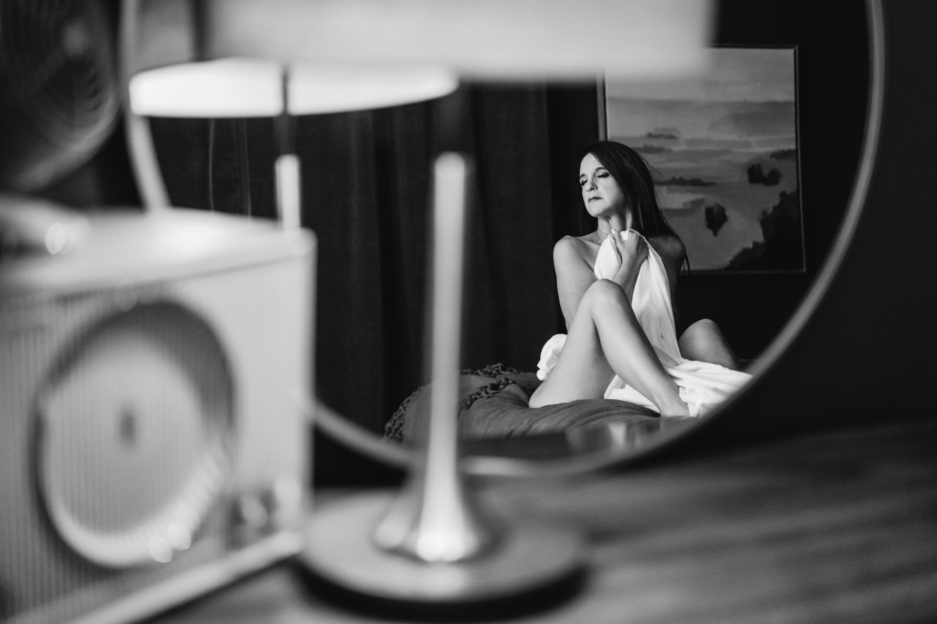 white sheet boudoir