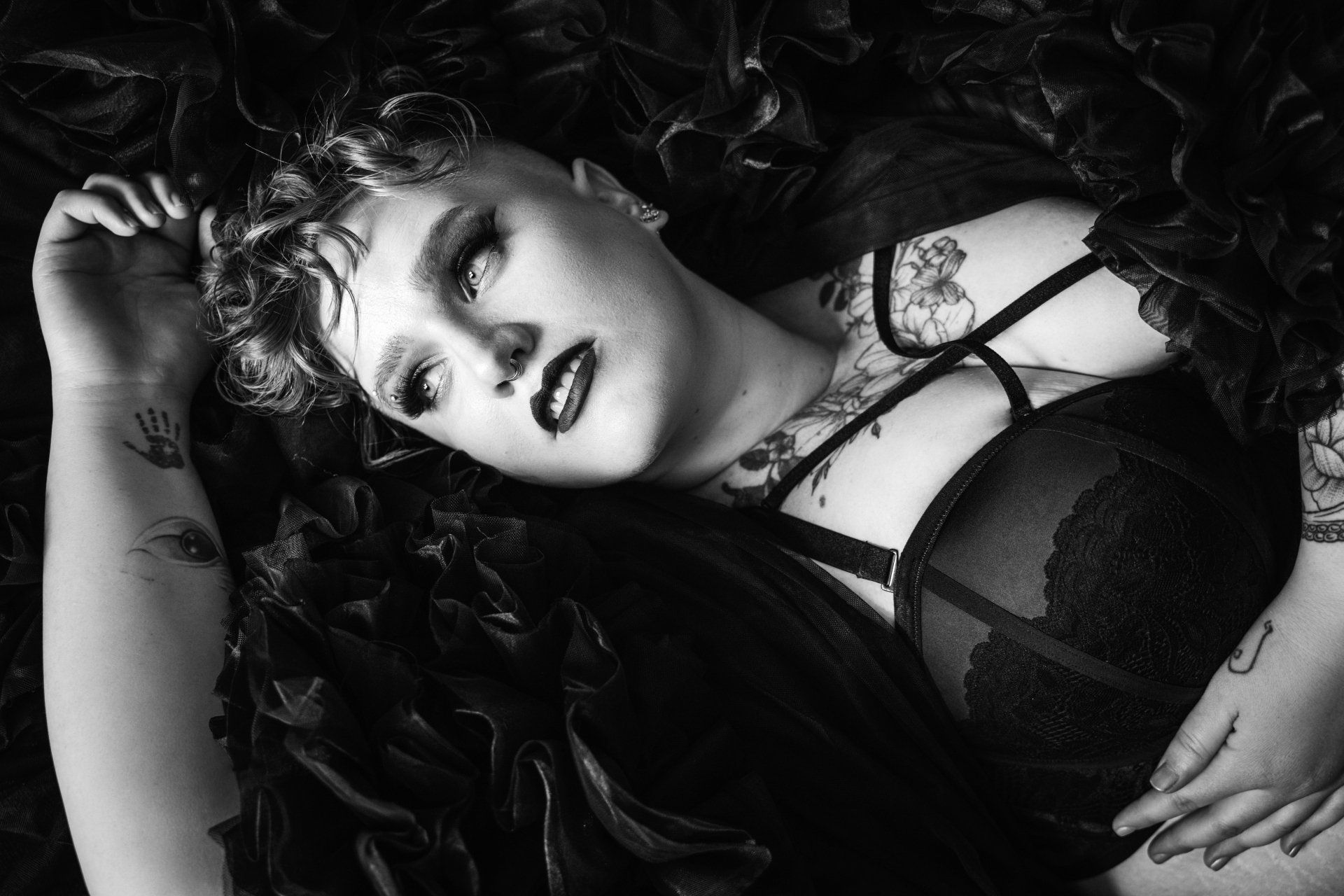 Hollywood starlet boudoir shoot