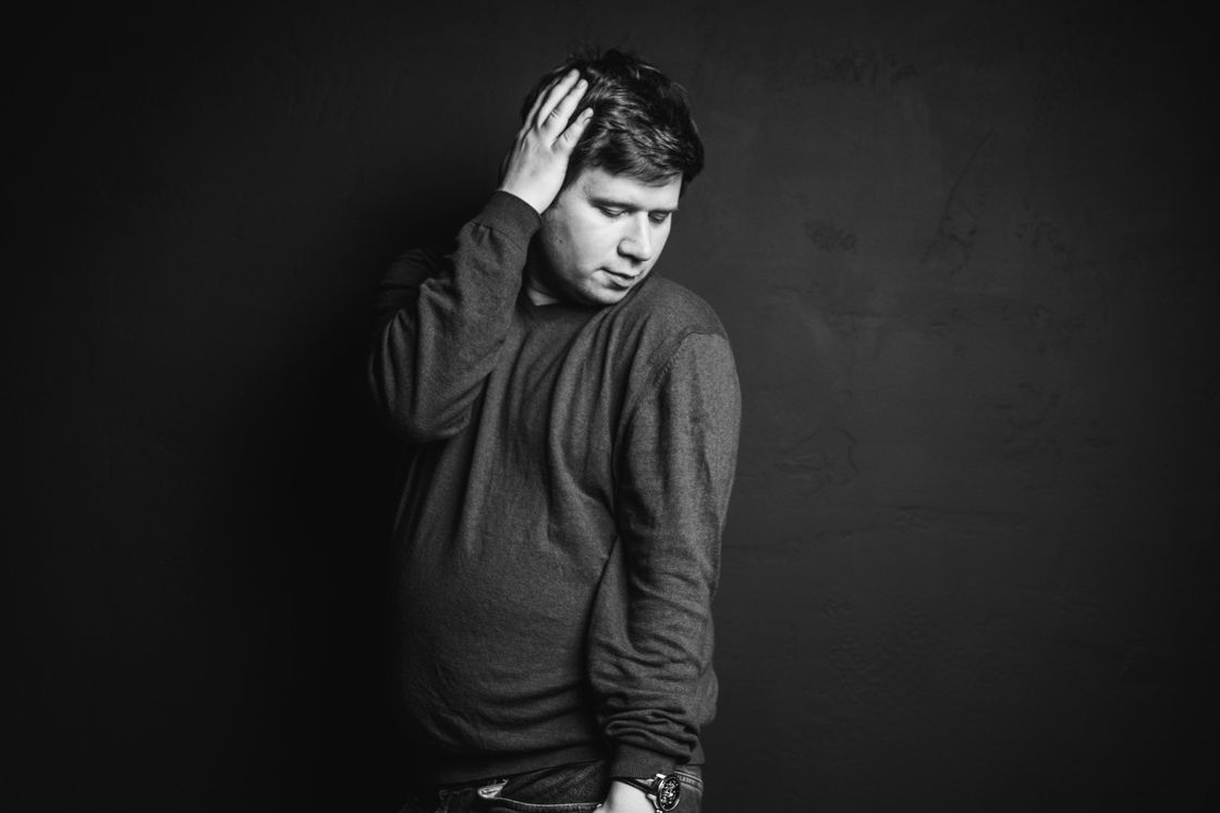 boudoir shot of Mateusz