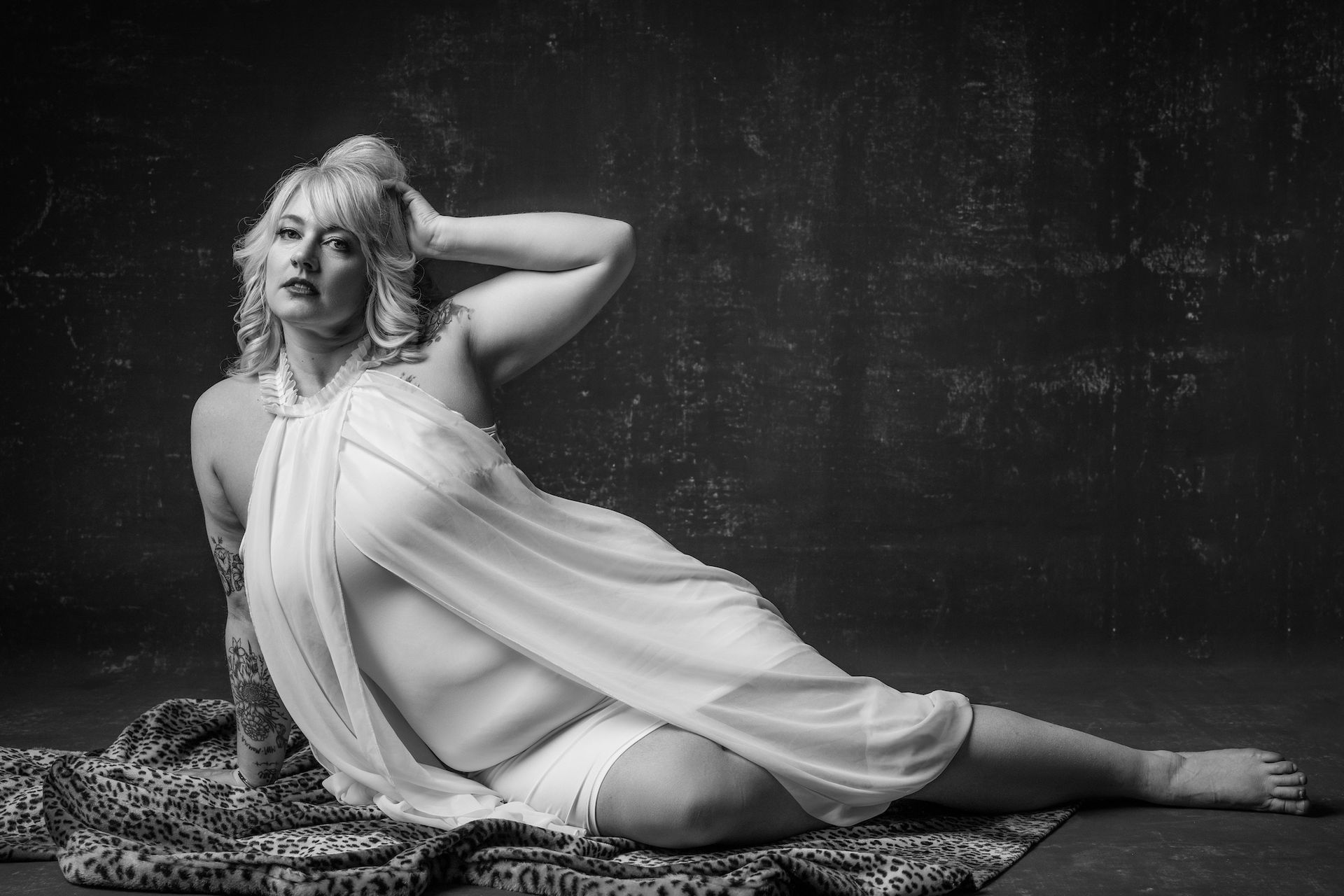 relaxing and comfortable boudoir session Salt Lake City