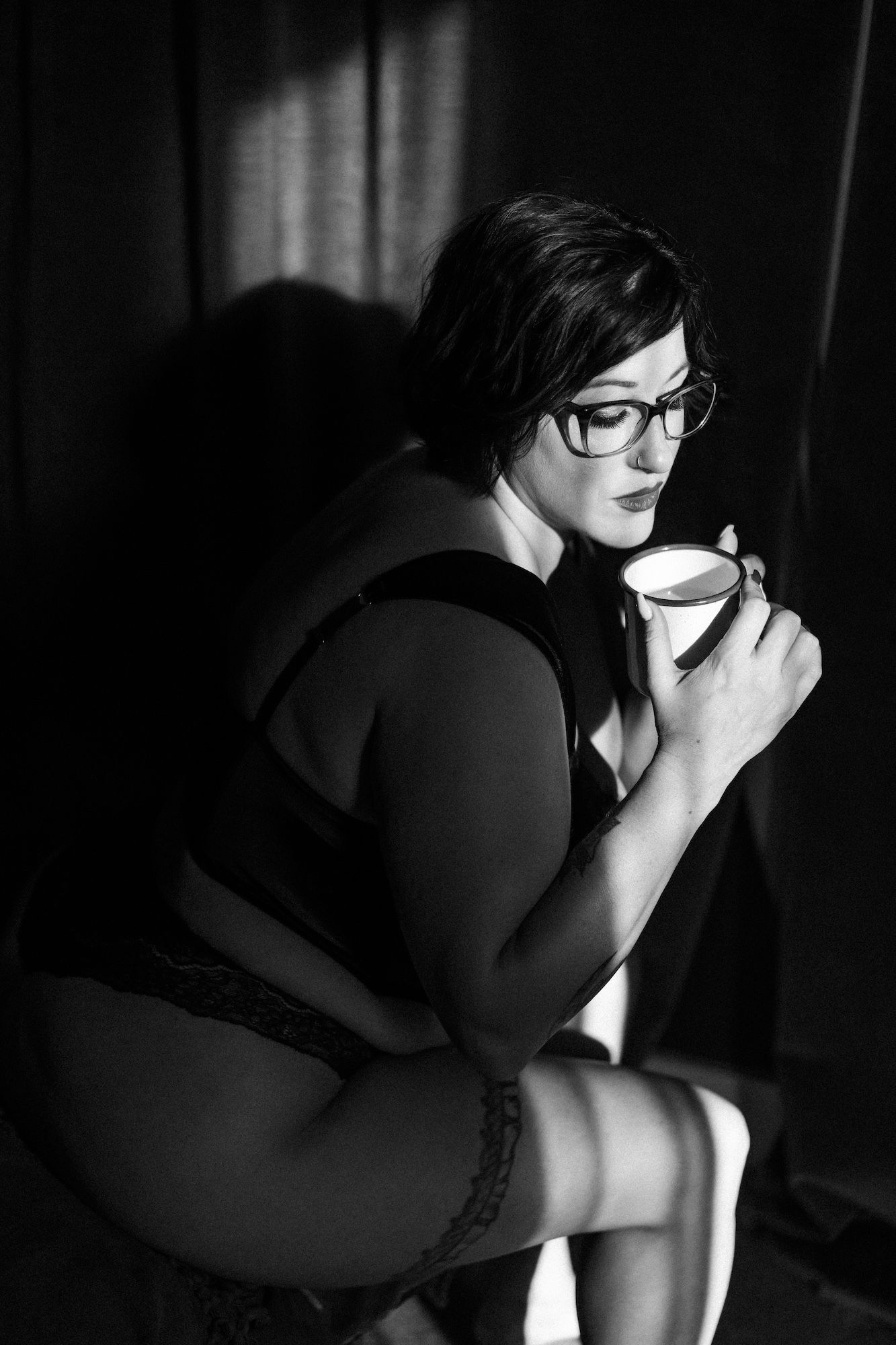 boudoir photo shoot with glasses Salt Lake City