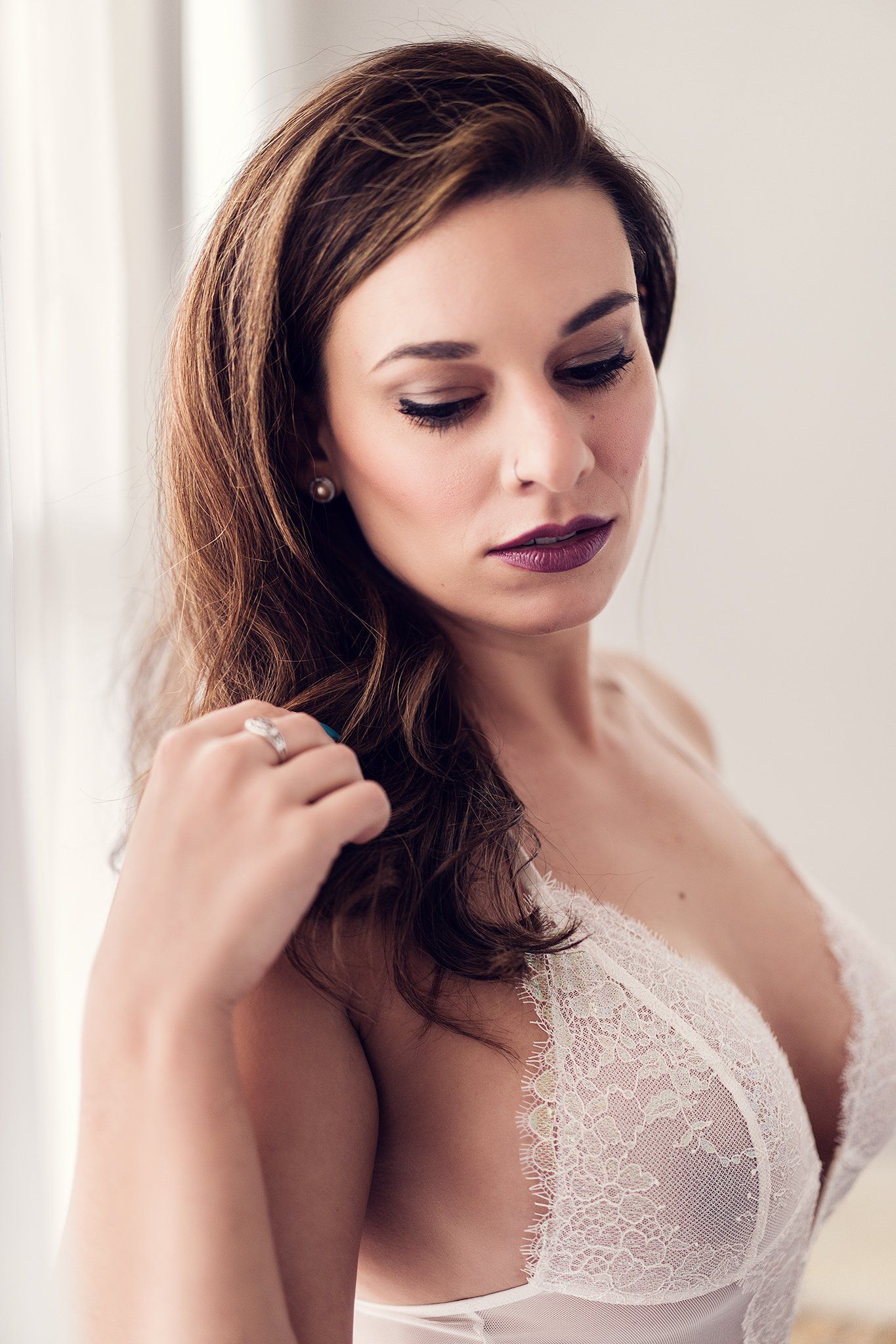 A woman with nighties for Bridal Boudoir