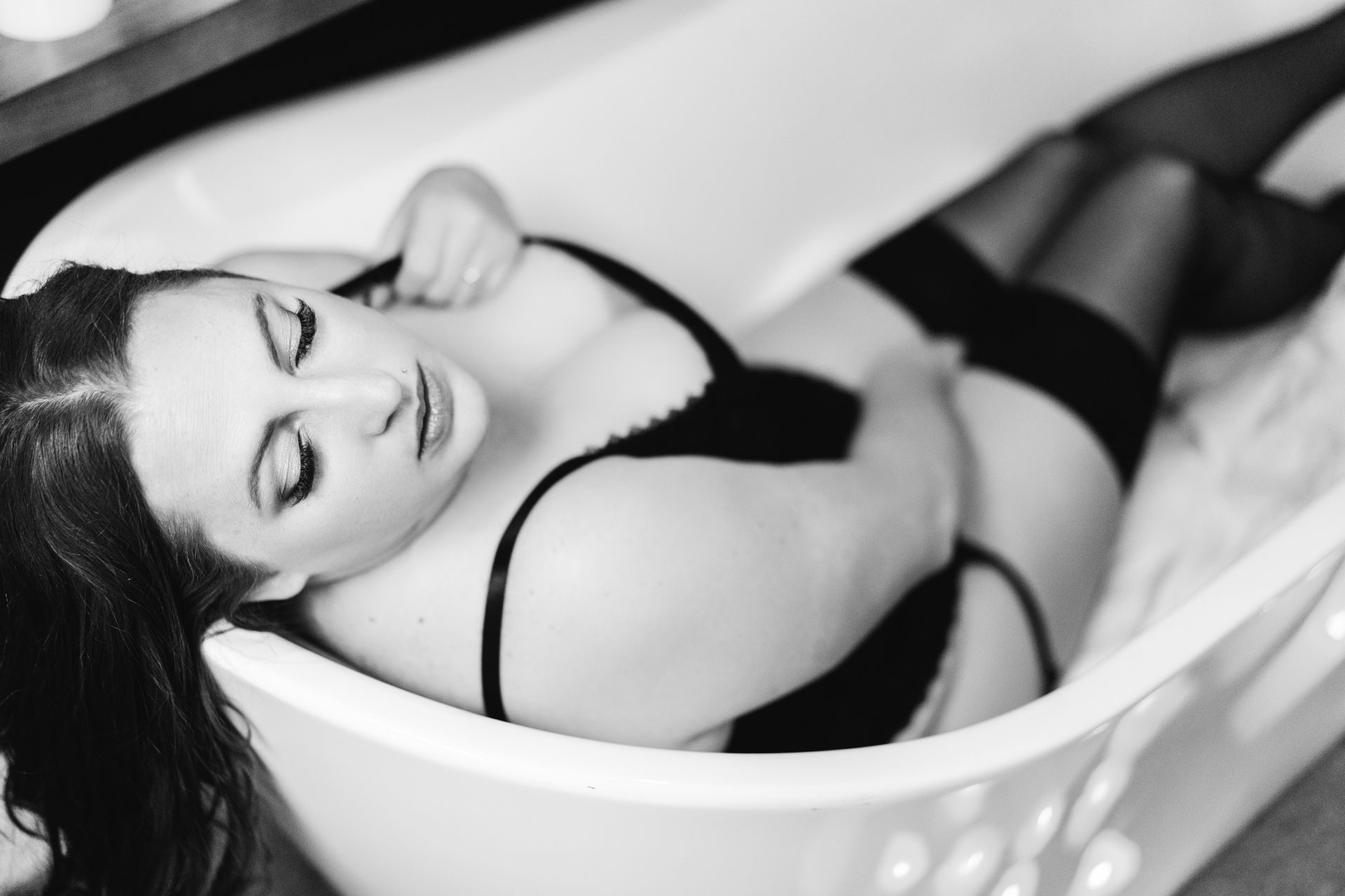 bathtub boudoir utah