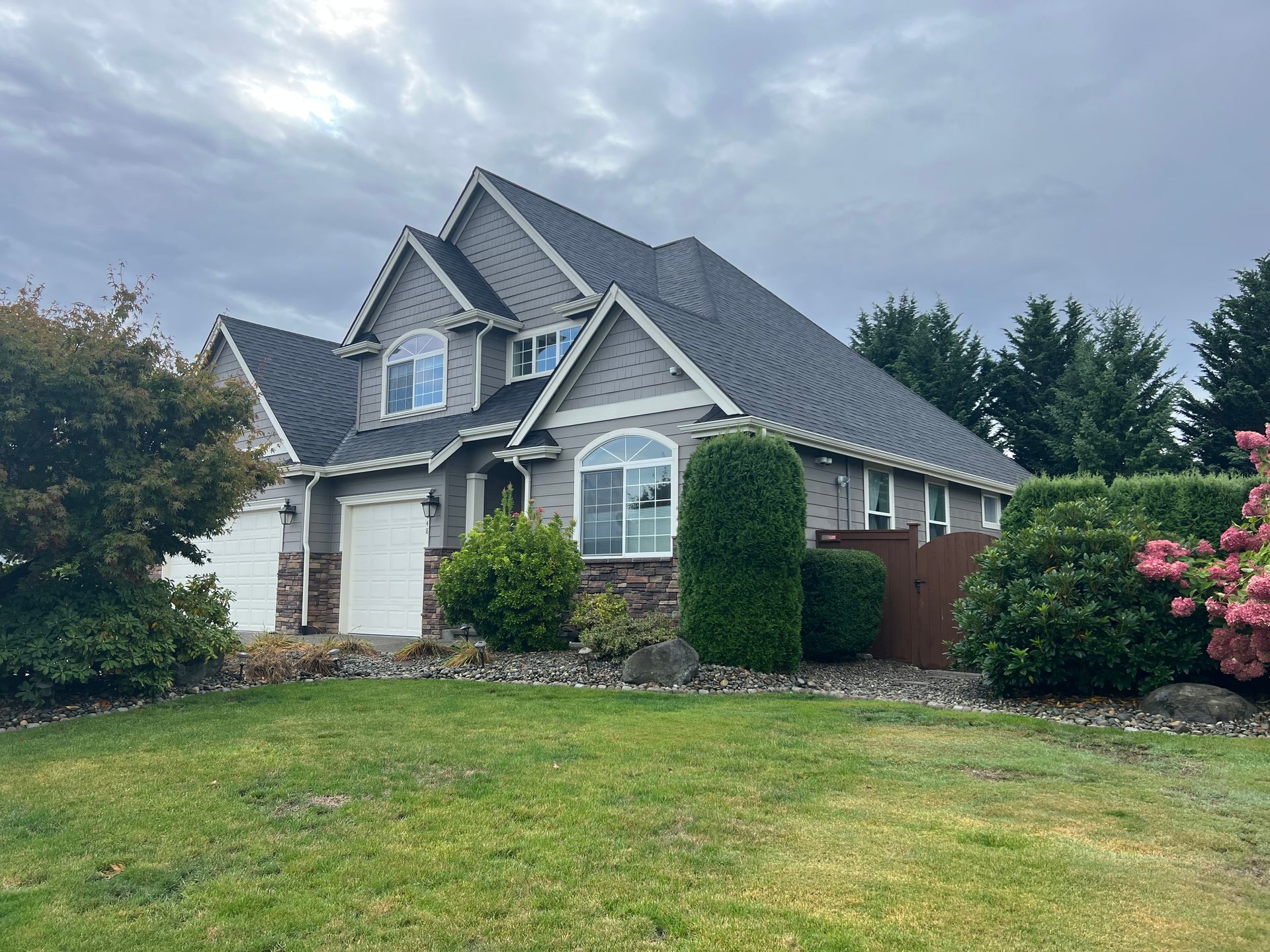 contractor for roof olympia