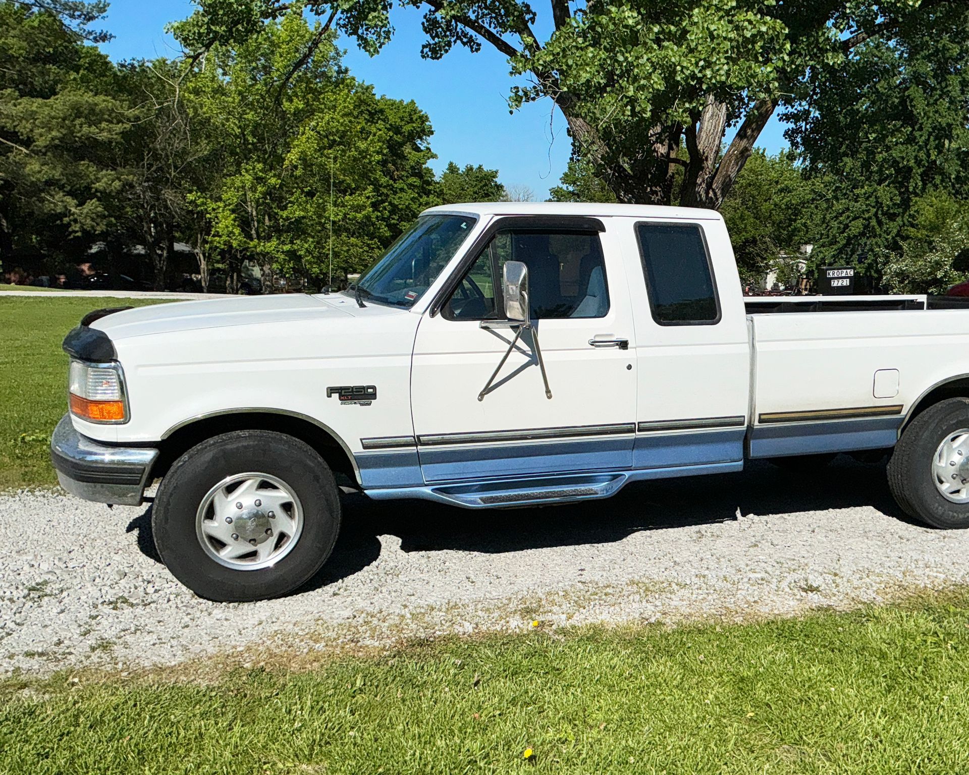 Bid & Win Personal Property Auctions From Columbia, MO Today.