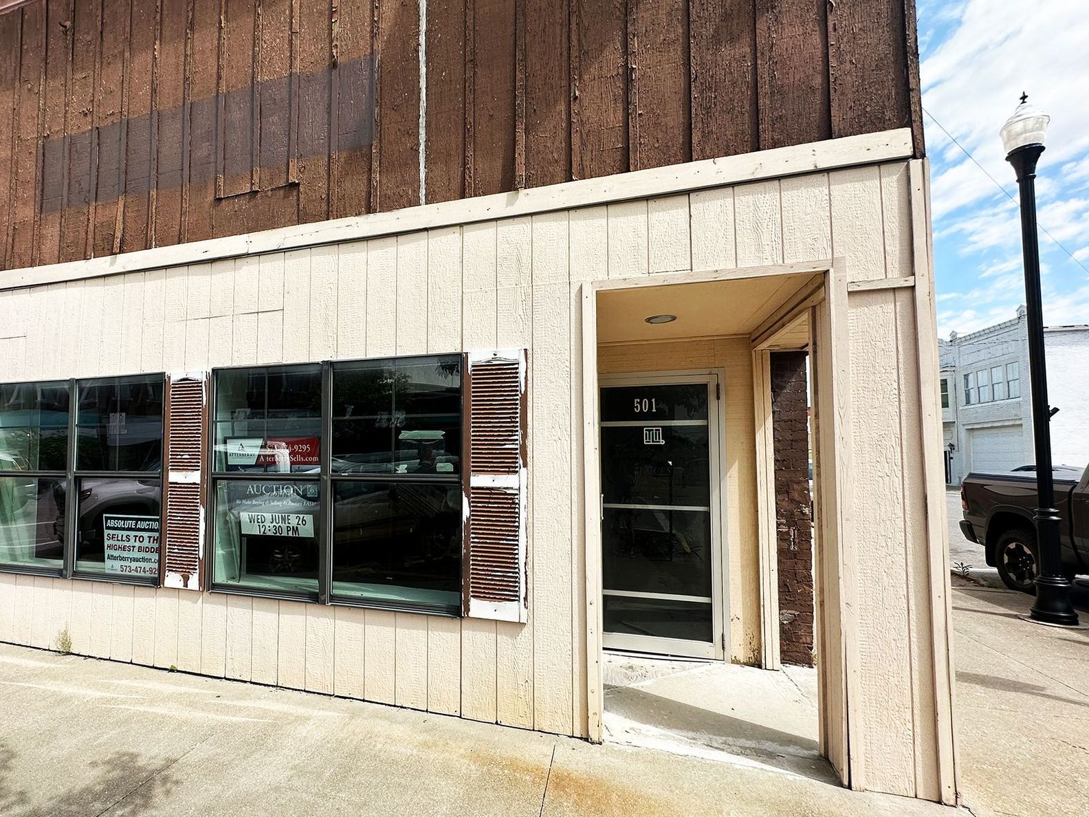 Atterberry Auction & Realty Co. Real Estate, Commercial & Personal