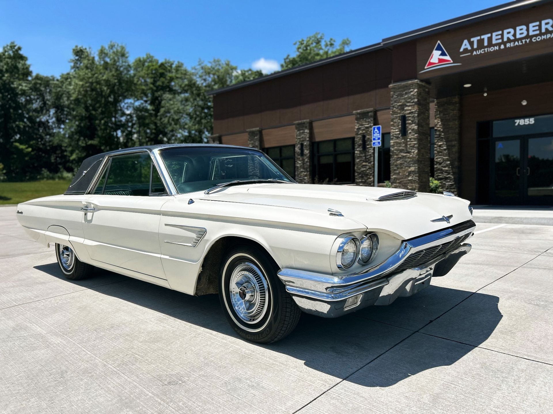 With Atterberry Auction & Realty Co., You Can Sell Antique Desks & More in Mid-Missouri!