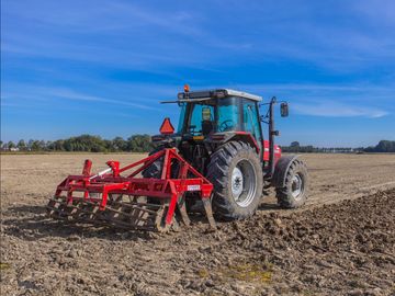 Sell Your Farm & Equipment at Auction. Atterberry Assists in Agricultural Estate Planning.