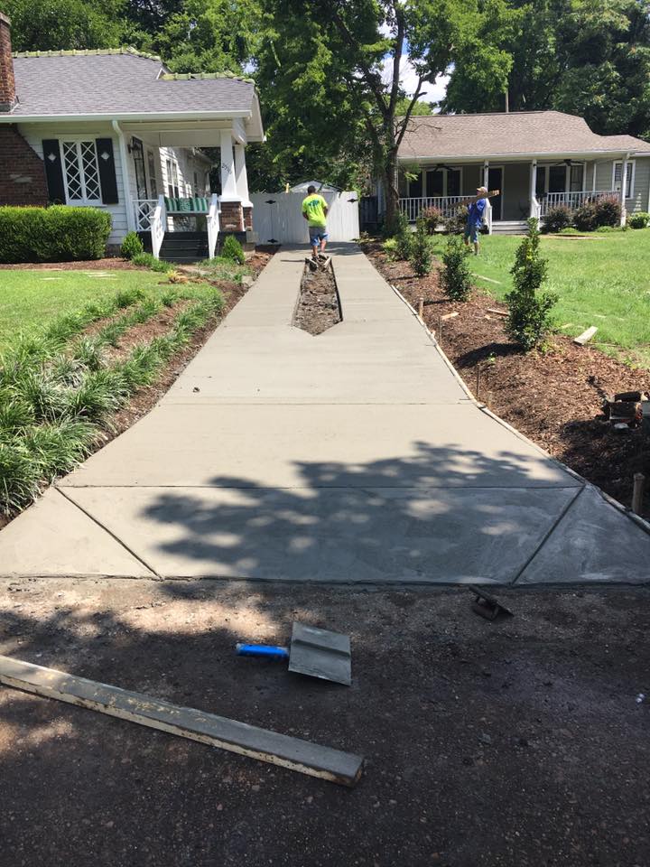 custom cement driveway Franklin, TN