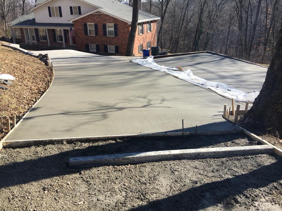 custom cement driveway Franklin, TN