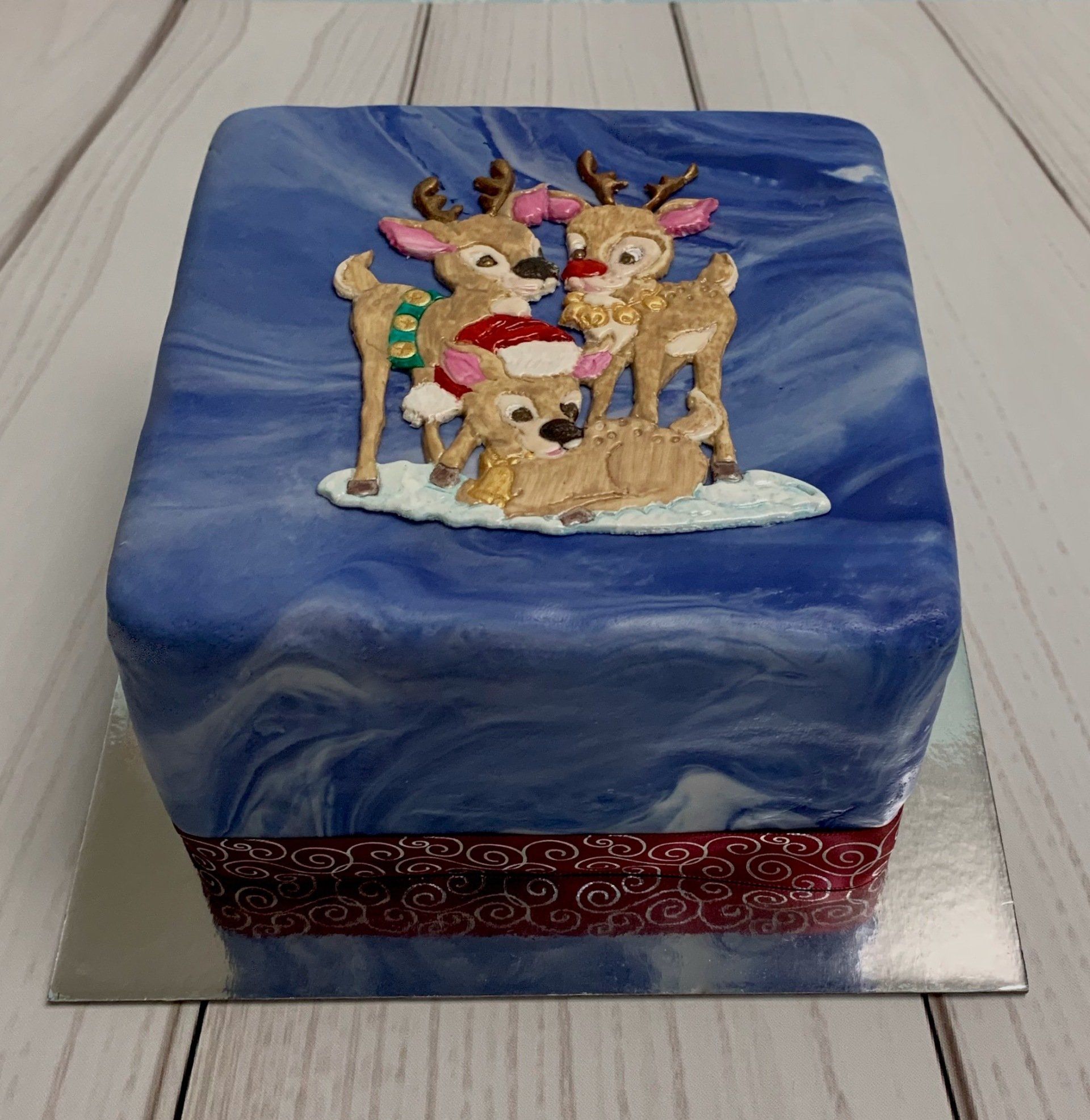 Christmas Cake, Cute Reindeers.