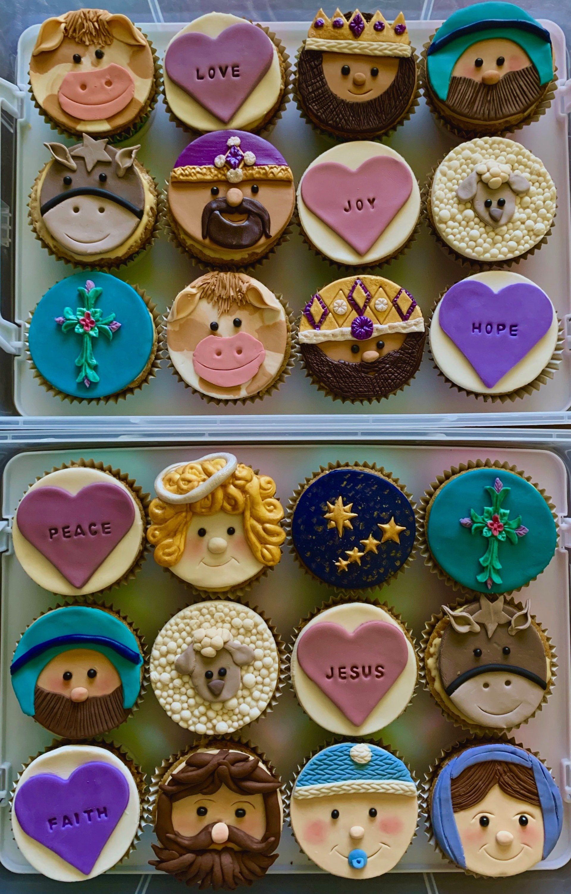 Christmas Cupcakes. Nativity themed, Nativity faces, Hearts, Cross, Christian