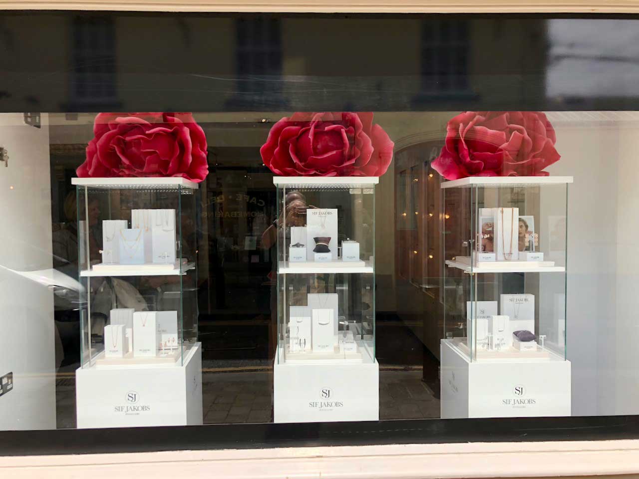 winkeletalage juwelier roos