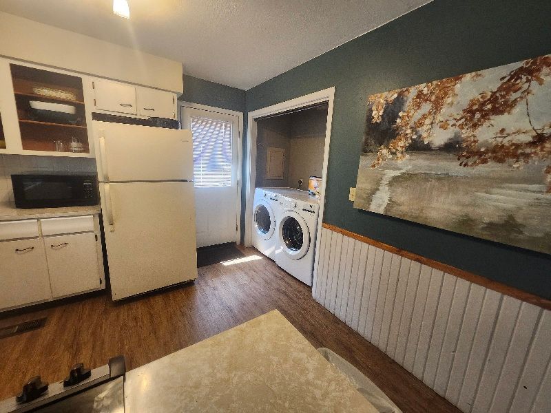 cabin with a washer and dryer at copper johns resort