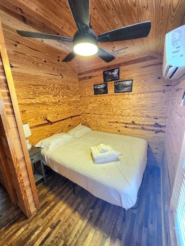 small cabin at copper johns resort