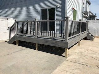 Gray Front Deck — Staten Island, NY — Decks R Us