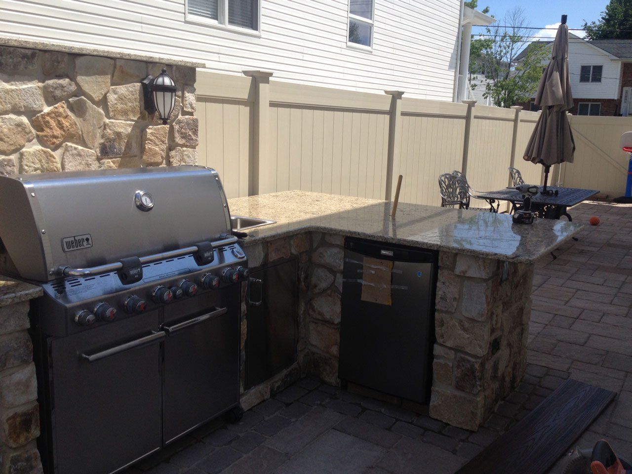 Outdoor Patio Kitchen — Staten Island, NY — Decks R Us