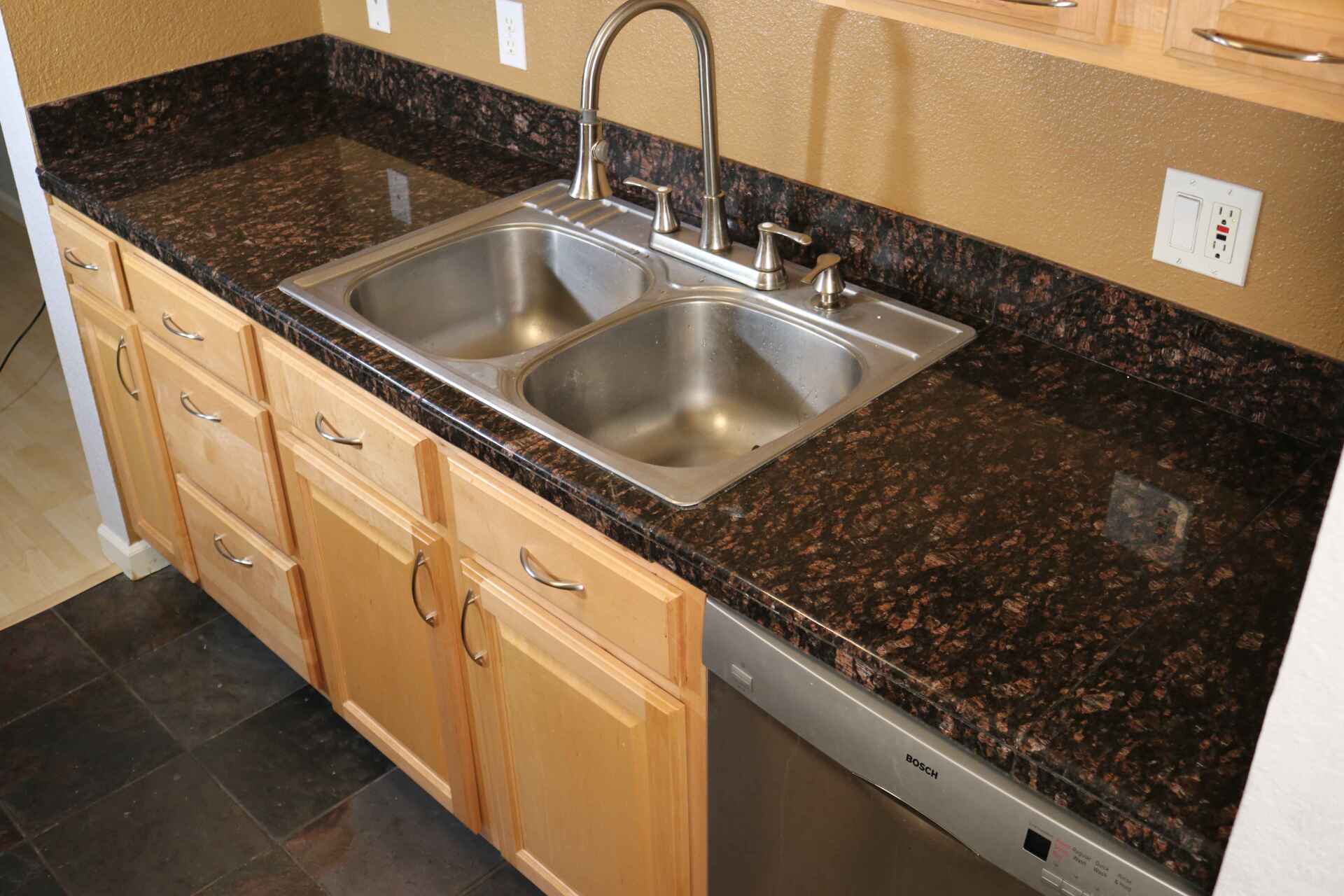 Epoxy Countertops and Floors Seattle Bellevue Everett, WA