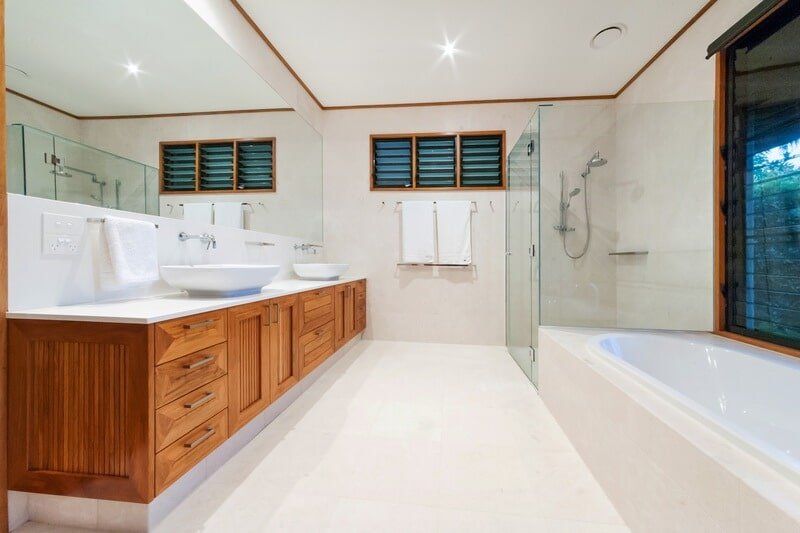 Luxury Look Bathroom — Greg Matthews Building in Woodwark, QLD