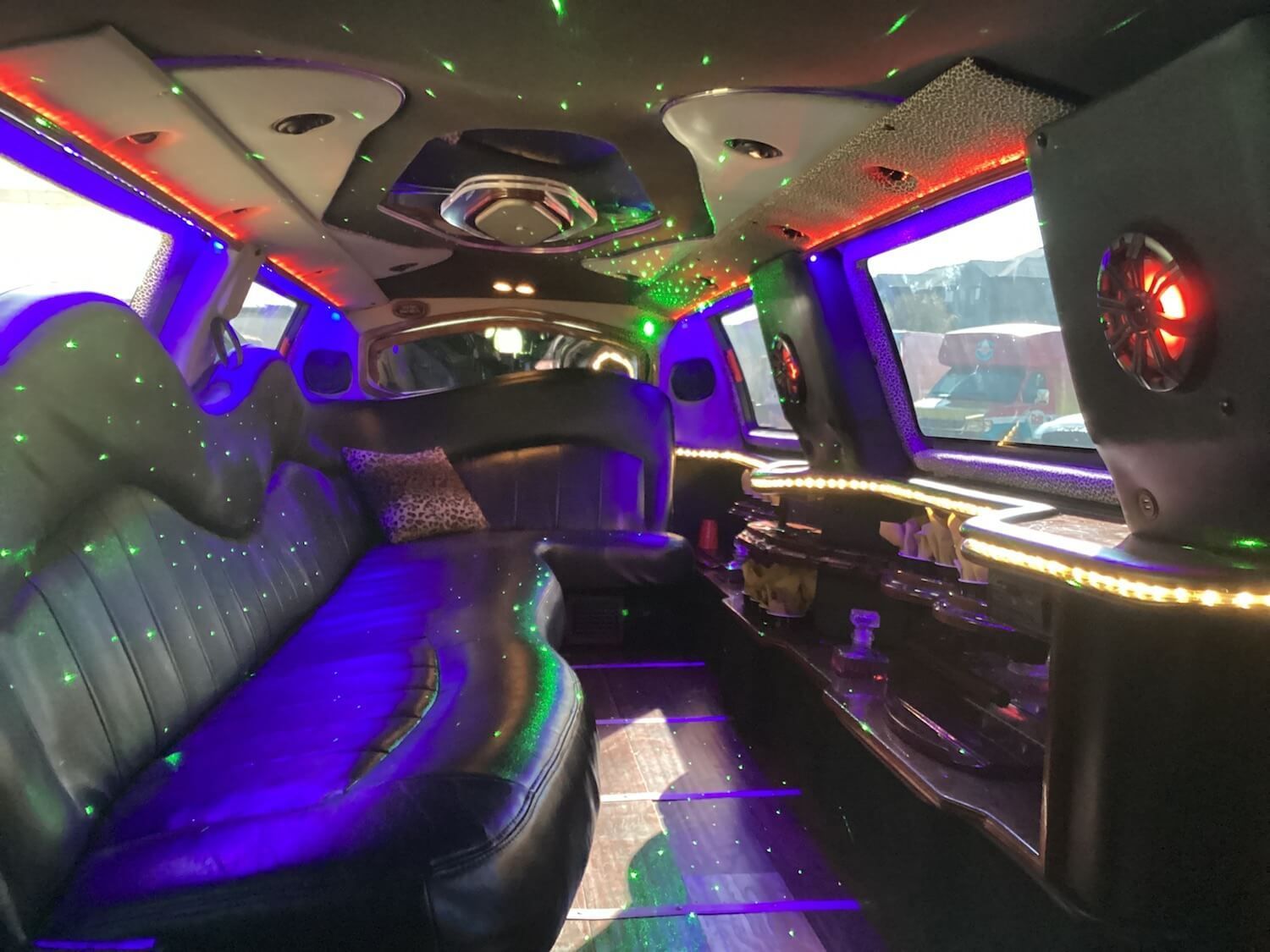 ford expedition limo rental service