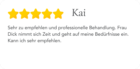 Eine Fünf-Sterne-Bewertung für Kai wird auf weißem Hintergrund angezeigt.