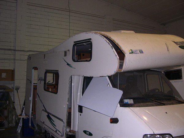 Camper durante ricostruzione