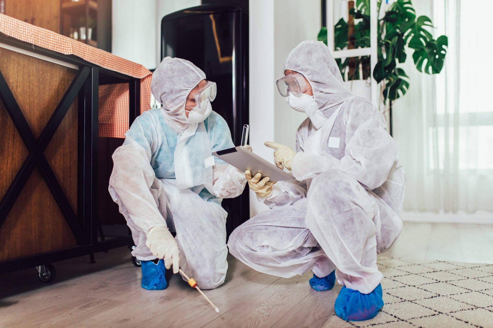 Two Pest Control Inspector | Fort Wayne, IN | Bug Free Pest Control