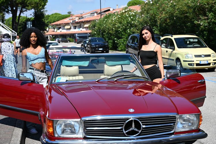 Belle ragazze arrivano allo Sporting