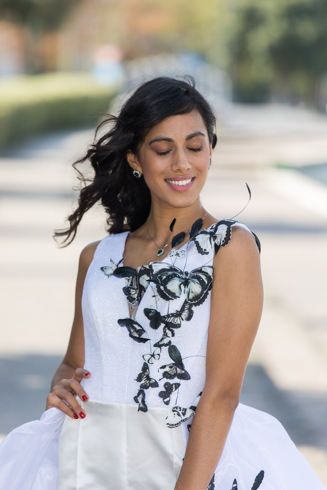 vestito-bianco-farfalle-nere