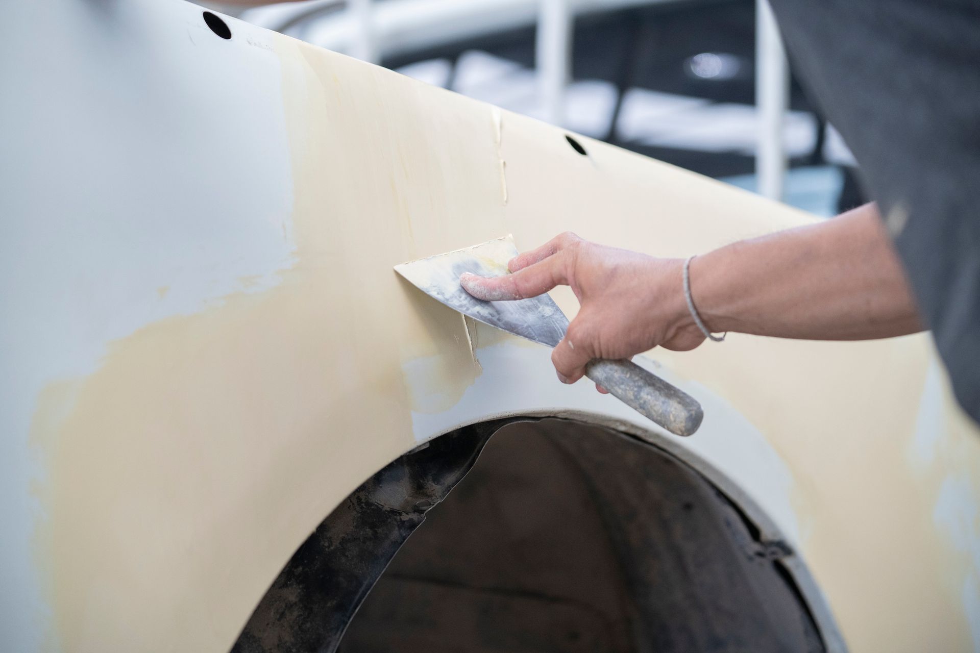 riparazione graffi auto