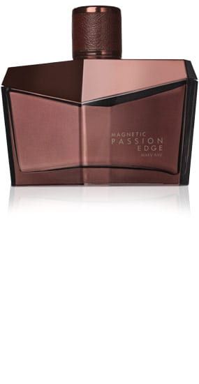 Frasco de perfume angular de color marrón, texto 