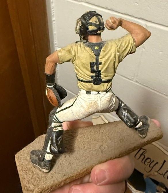 Customized sports figure