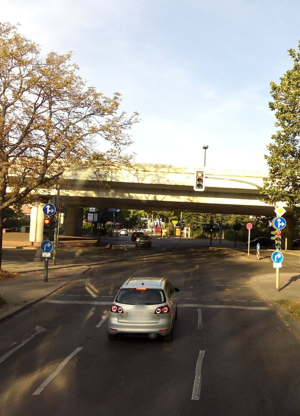 Brücke über den Breitenbachplatz aus Sicht des Verkehrsteilnehmers