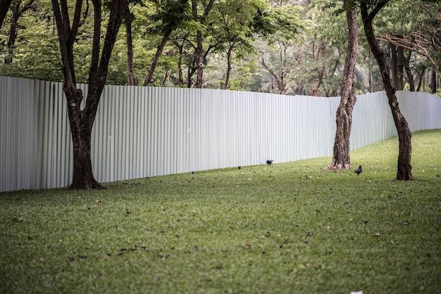 aluminum-backyard-fence