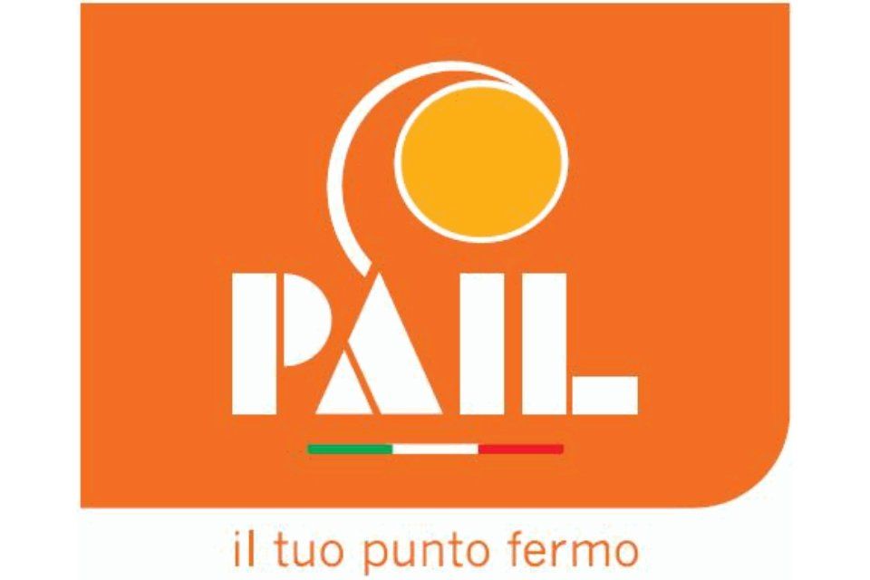 Logo Pail