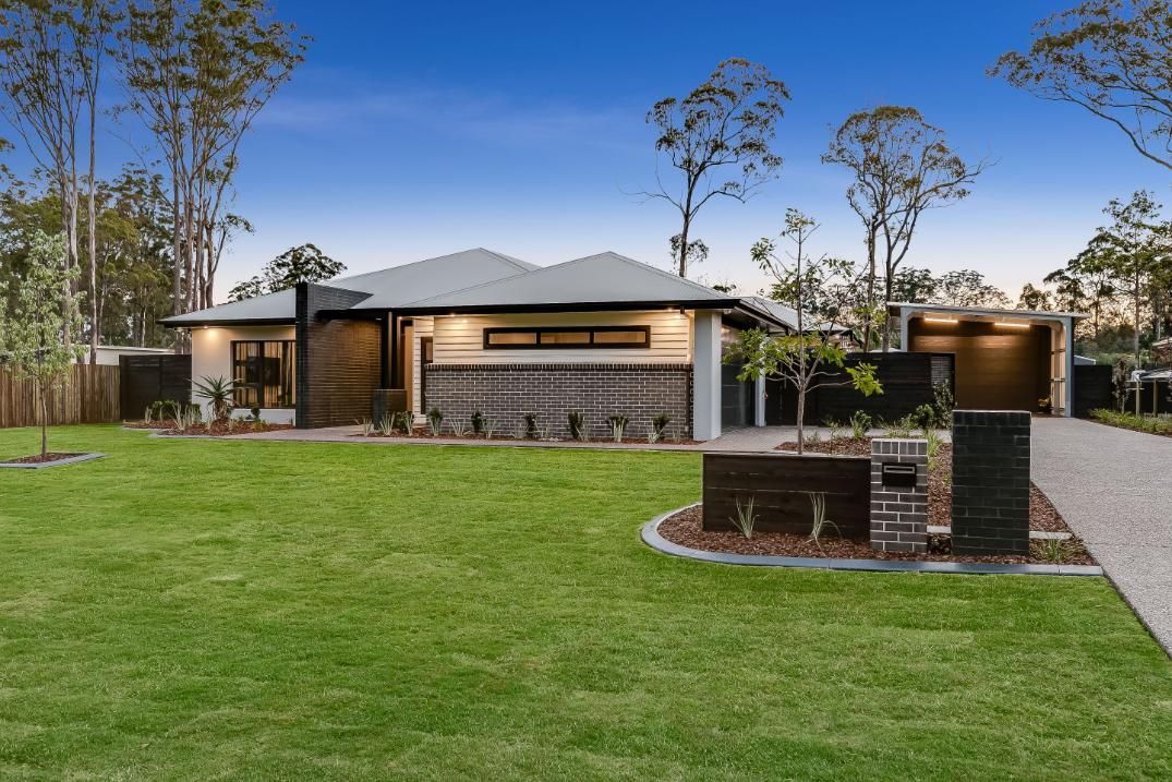 A Large House With a Lawn — Windamere Homes in Highfields, QLD