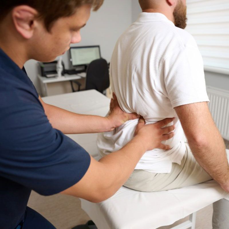 QUIROPRÁCTICO CARLOS RIVERA