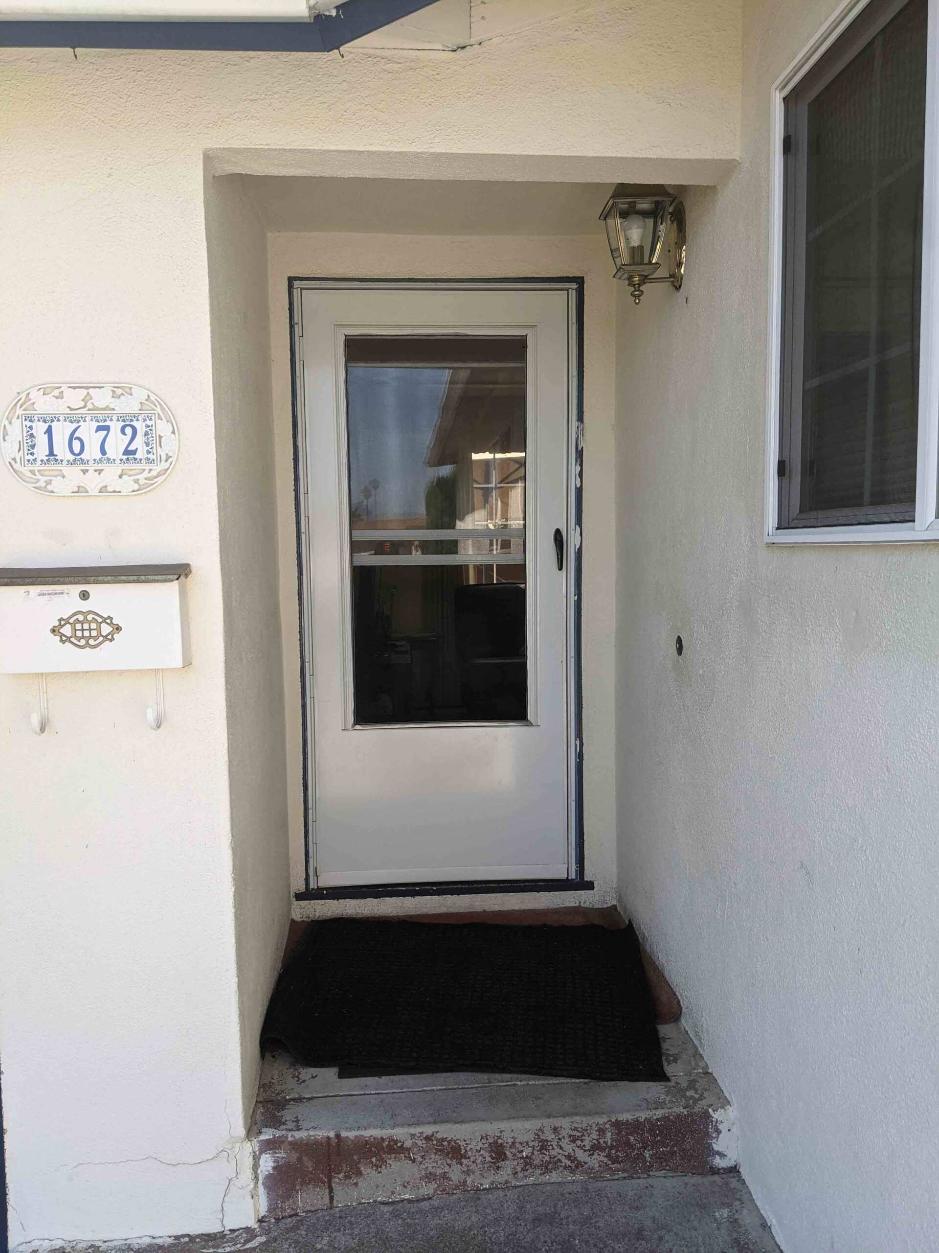 White Glass Door — Tracy, CA — A & R Door Co LLC