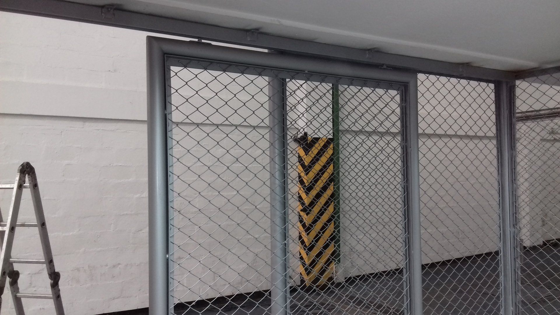 Alumicol Ltda. reja metálica