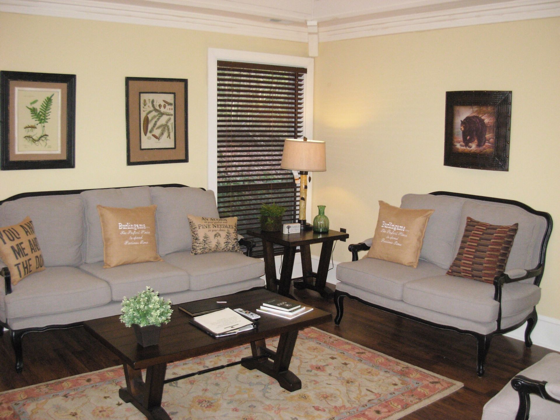 A living room with two couches and a coffee table
